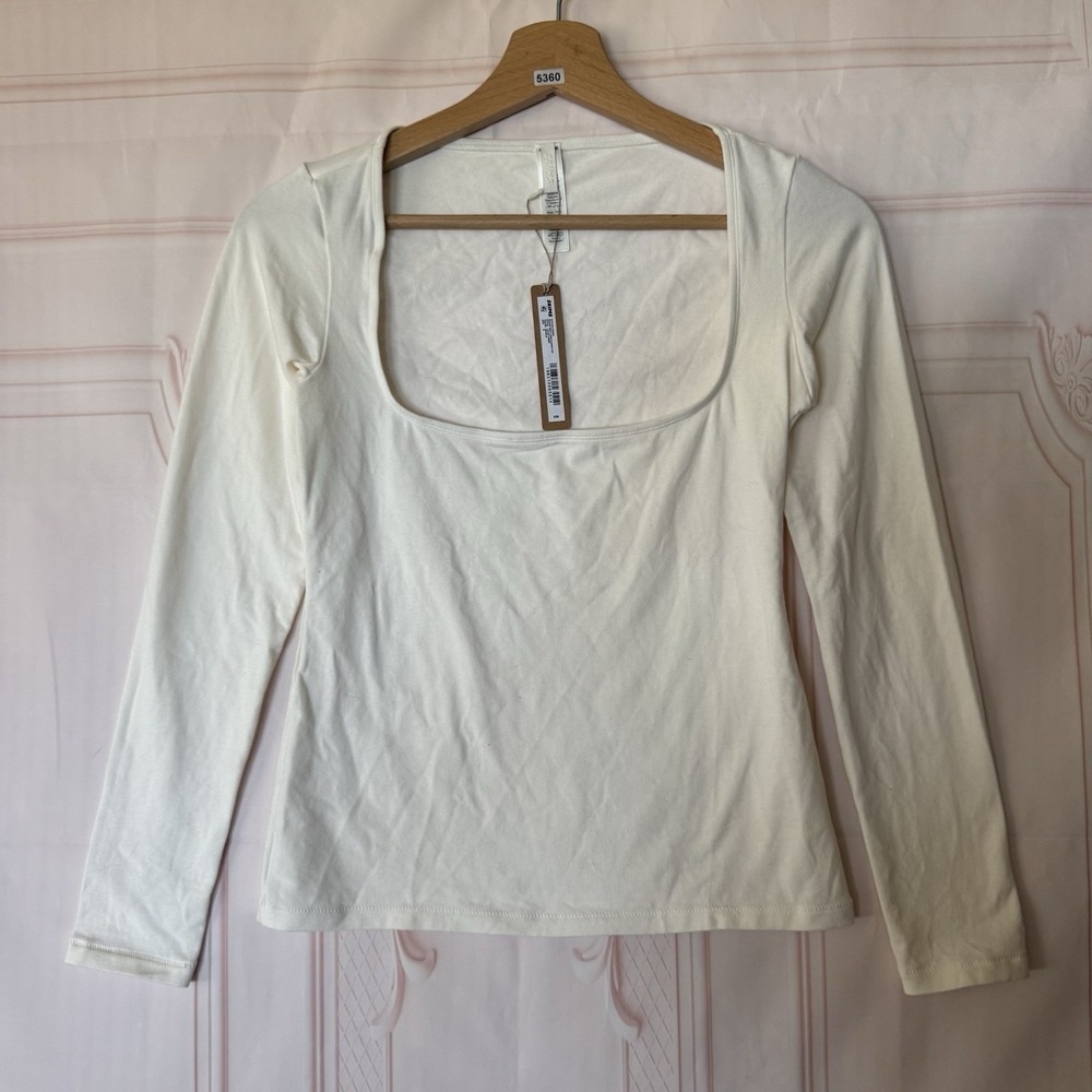 Skims Cotton Jersey Scoop Neck Long Sleeve Shirt Marble(White) Size M NWT$56